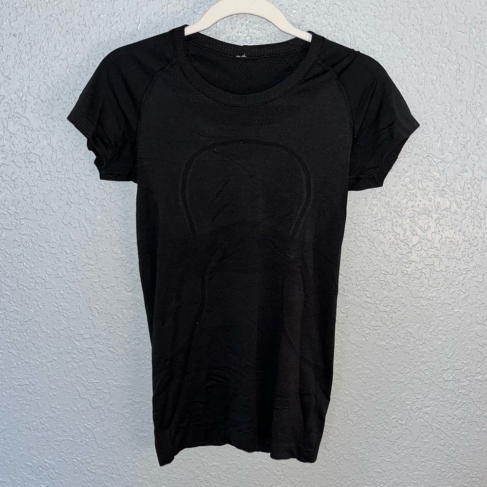 Lululemon Swiftly Tech Short Sleeve